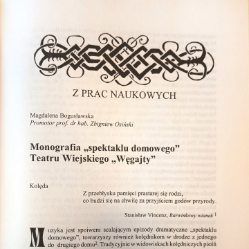 Monografia "spektaklu domowego" Teatru Wiejskiego "Węgajty"
