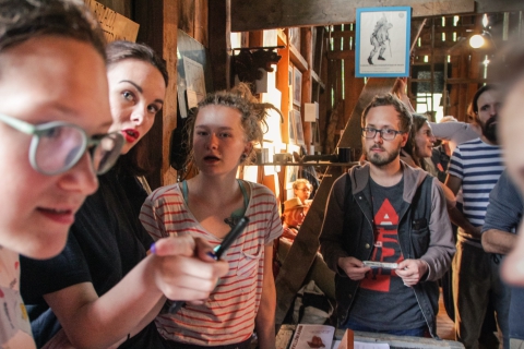 W stodole podczas festiwalu Wioska Teatralna