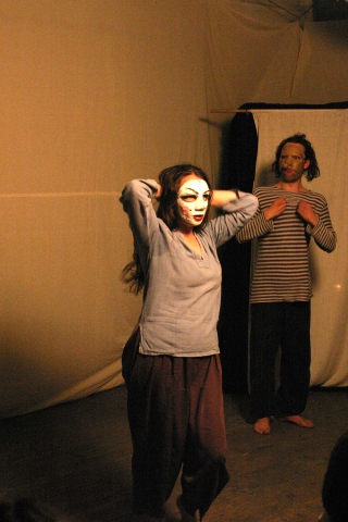 Pokaz spektaklu "Kalevala - fragmenty niepisane" podczas I Spotkań Teatralnych Innowica 2009