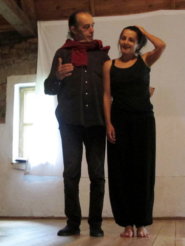 Contact improvisation workshop "Ślady" by Justyna Wielgus during the Theatre Village festival