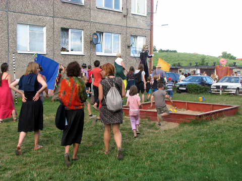 Finissage, theatre jam session, parade-performance led by Svabodny Theatre from Brześć and local drummers (Jonkowo - Węgajty)