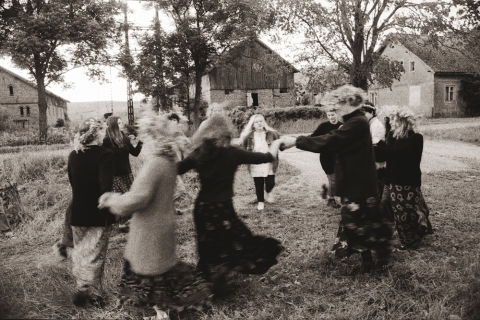 Sobótka w Węgajtach. Tańce na łące