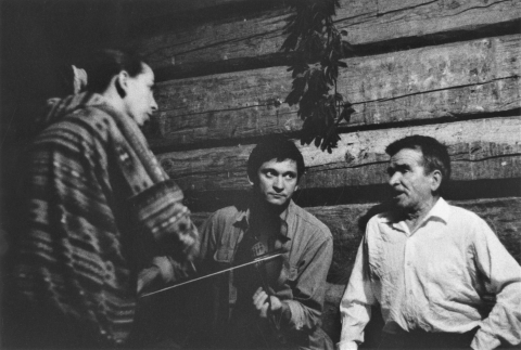 Making music with Stefan Kłapik, host from Kunkowa, during Christmas carolling
