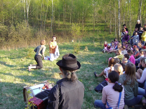 Festiwal Dzieci. Scena z przedstawienia "Myszy istnieją"
