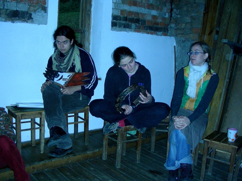 Carolling workshop - Christmas carolling 2007
