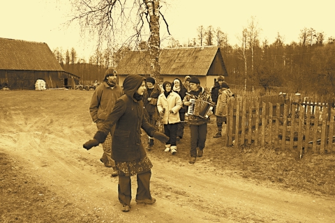 Kolędnicy w drodze