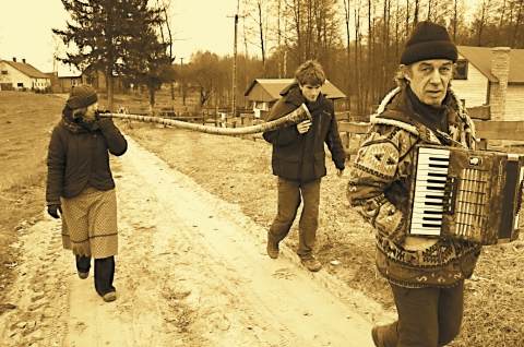 Kolędnicy w drodze