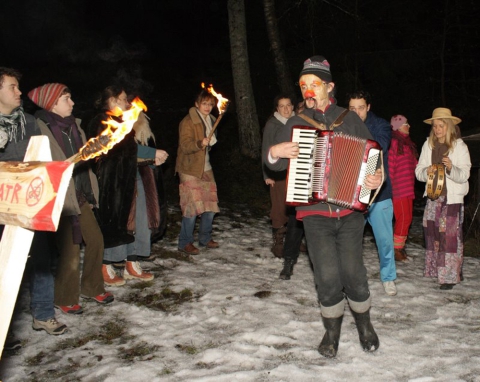 Pokaz widowiska "Ostatki, zapusty" i potańcówka w Teatrze Węgajty