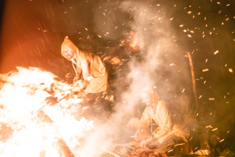"O paleniu ognia i innych najważniejszych sprawach. Duet na ognisko i opowieści"
