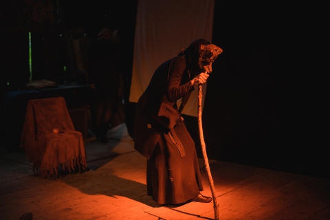 Scena ze spektaklu "Królewna śni" podczas festiwalu Wioska Teatralna