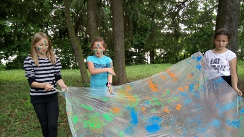 Letnie warsztaty teatralne dla dzieci w świetlicy socjoterapeutycznej