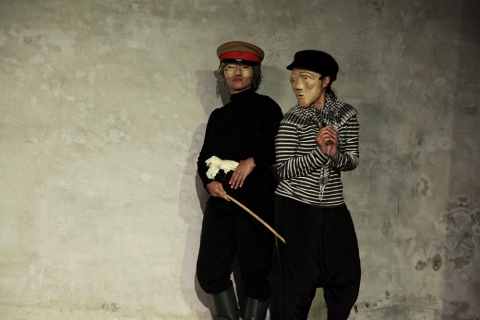 Pokaz przedstawienia wieńczącego warsztaty w teatrze Puppet & Its Double
