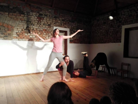 Premiera spektaklu "Czujność" podczas Wioski Teatralnej