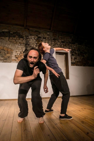 Premiera spektaklu "Czujność" podczas Wioski Teatralnej