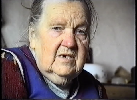 Marianna Maliszewska śpiewa pieśń "Święty Boże"